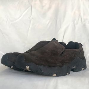 Nevados Slip-On Brown ZO2 Hiking Shoes